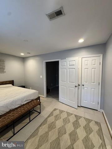 37 T ST NE, Washington, DC 20002