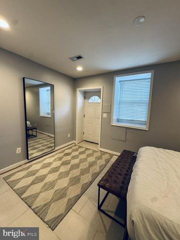 37 T ST NE, Washington, DC 20002