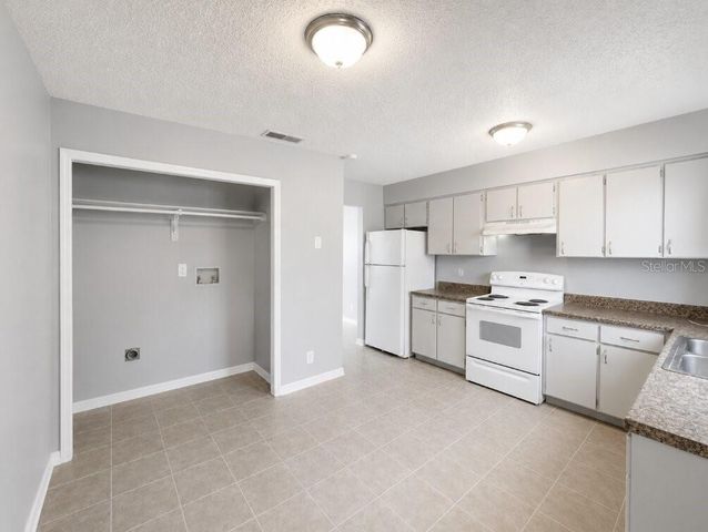 2009 KELLEY AVENUE, Kissimmee, FL 34744