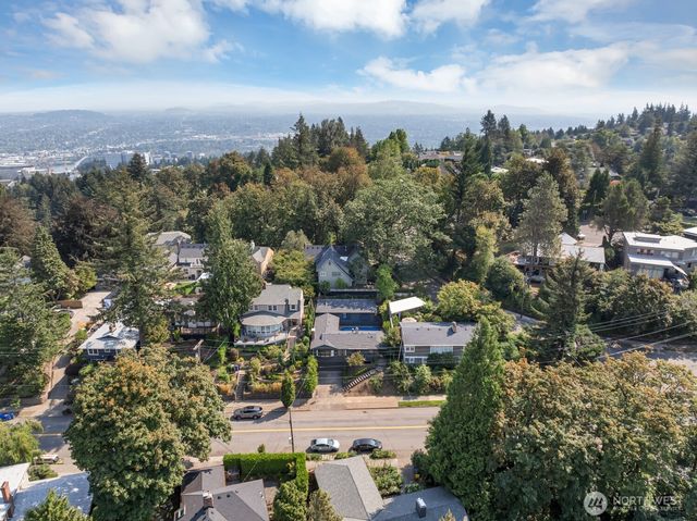 3916 SW Council Crest Drive, Portland, OR 97239