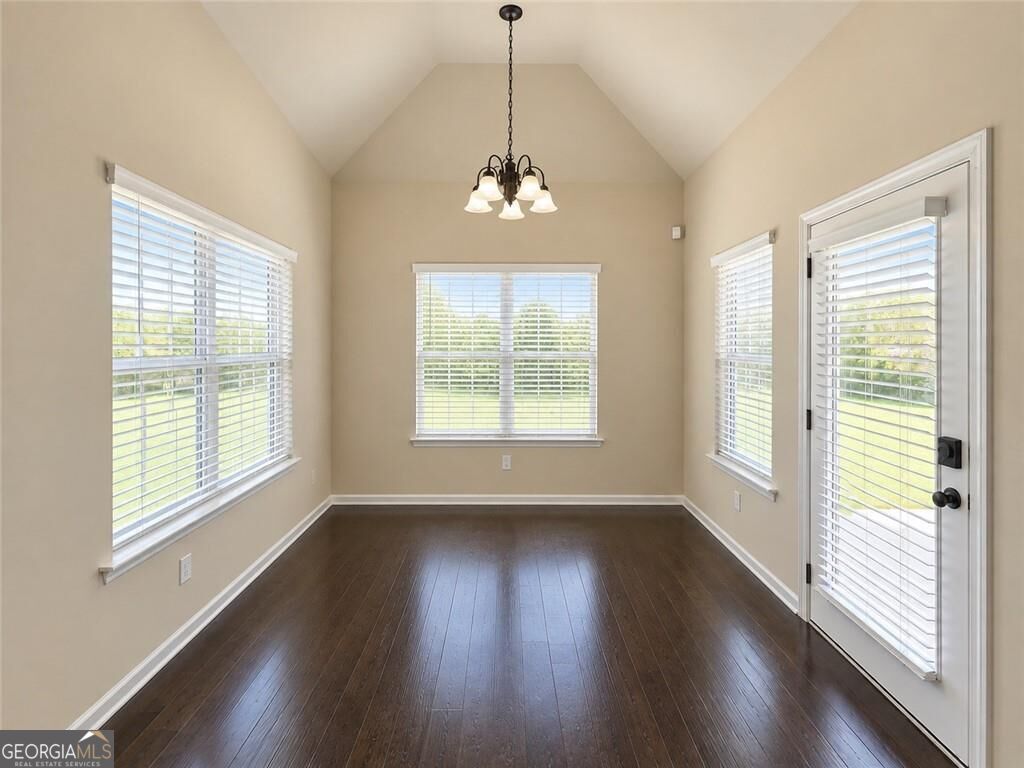 682 Mallard Cove, Loganville, GA 30052 — photo 4