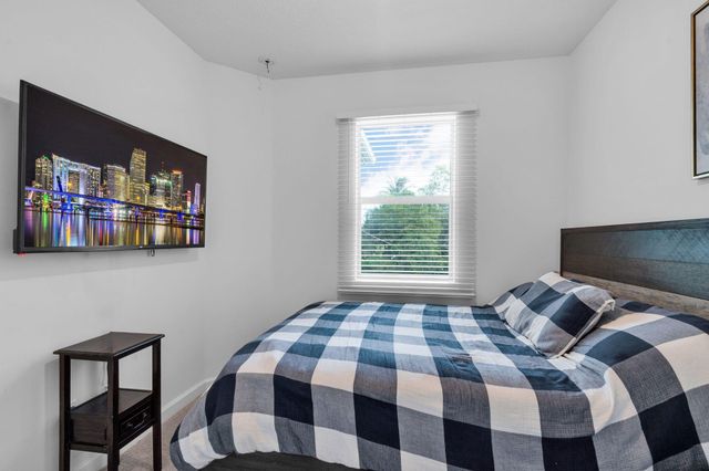 5431 Flannigan Way, Lake Worth, FL 33463