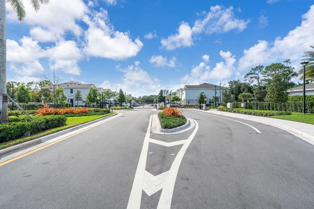 5431 Flannigan Way, Lake Worth, FL 33463