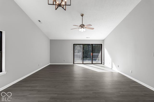 6264 Old Barn Court, Indianapolis, IN 46268