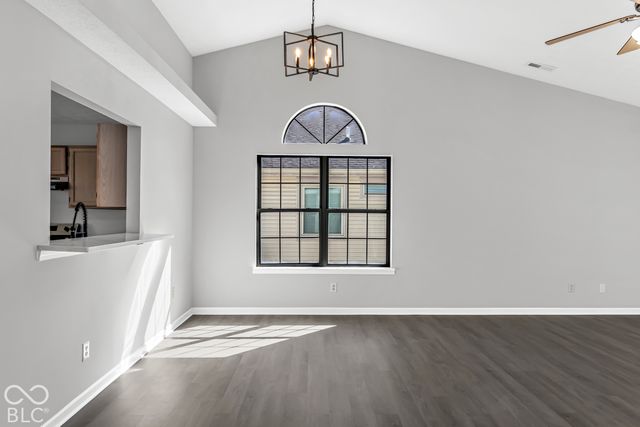 6264 Old Barn Court, Indianapolis, IN 46268