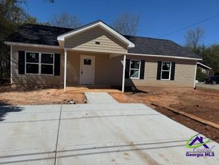 121 Hampton Street, Fort Valley, GA 31030