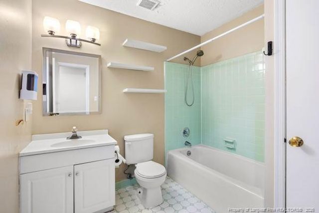 1534 Trevino Drive, Fayetteville, NC 28303