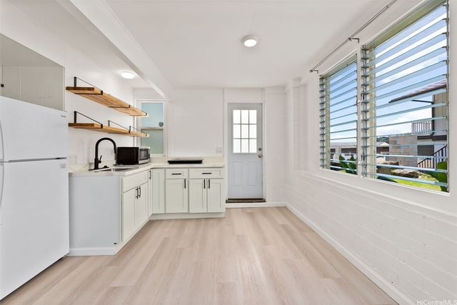 2811 Henry Street, Honolulu, HI 96817