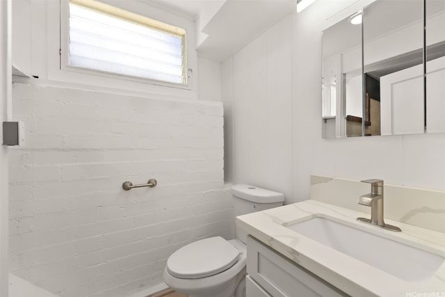 2811 Henry Street, Honolulu, HI 96817