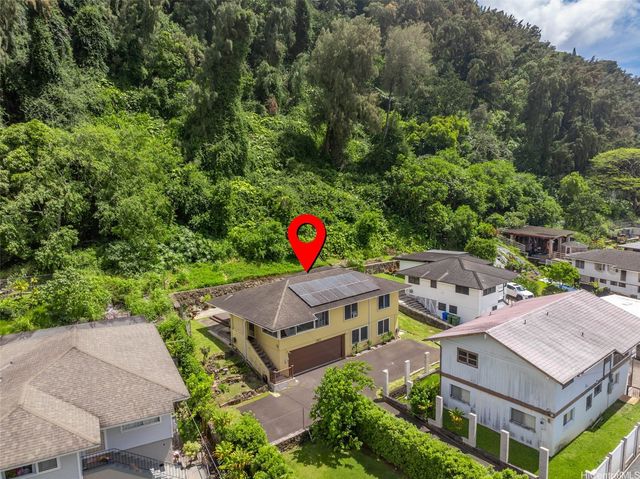 2811 Henry Street, Honolulu, HI 96817
