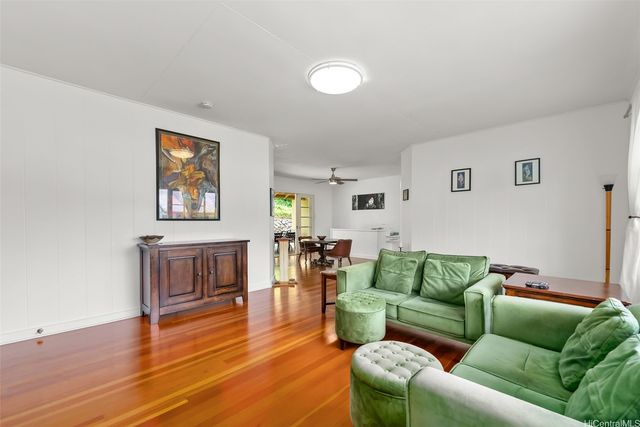 2811 Henry Street, Honolulu, HI 96817