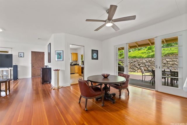 2811 Henry Street, Honolulu, HI 96817