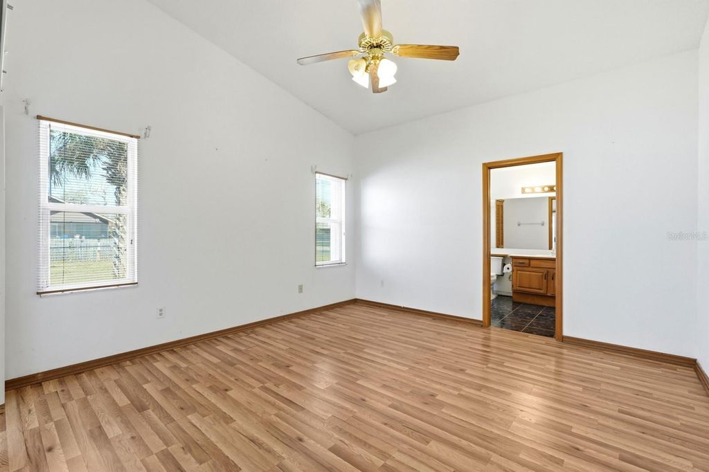 Image 17 of property listing at 815 HUDSON LANE, Port Orange, FL 32129