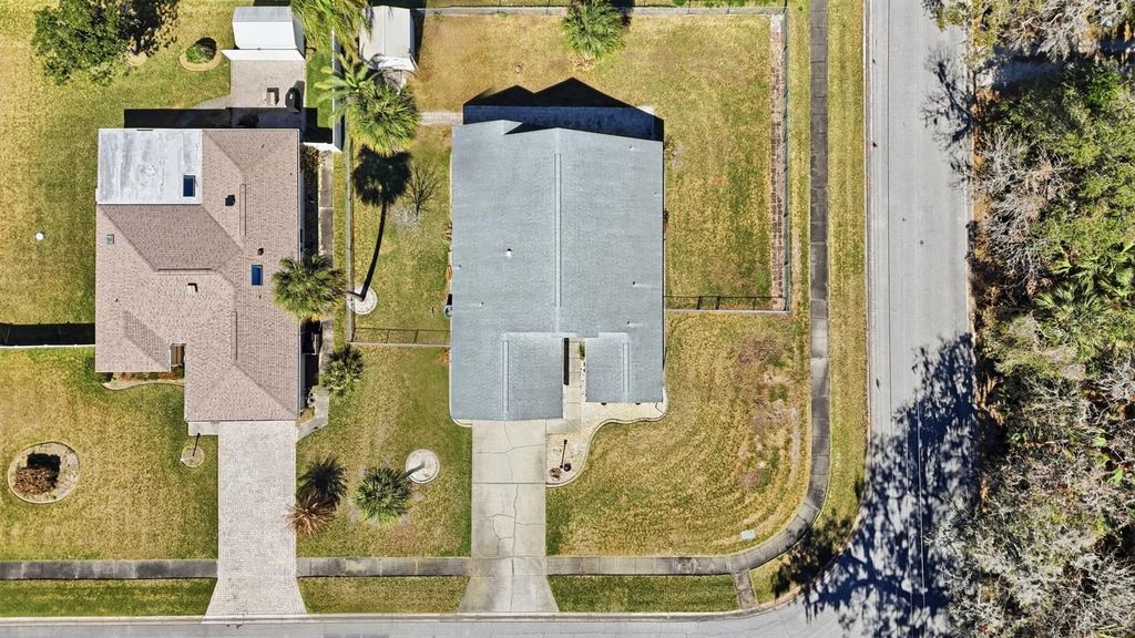 Image 45 of property listing at 815 HUDSON LANE, Port Orange, FL 32129