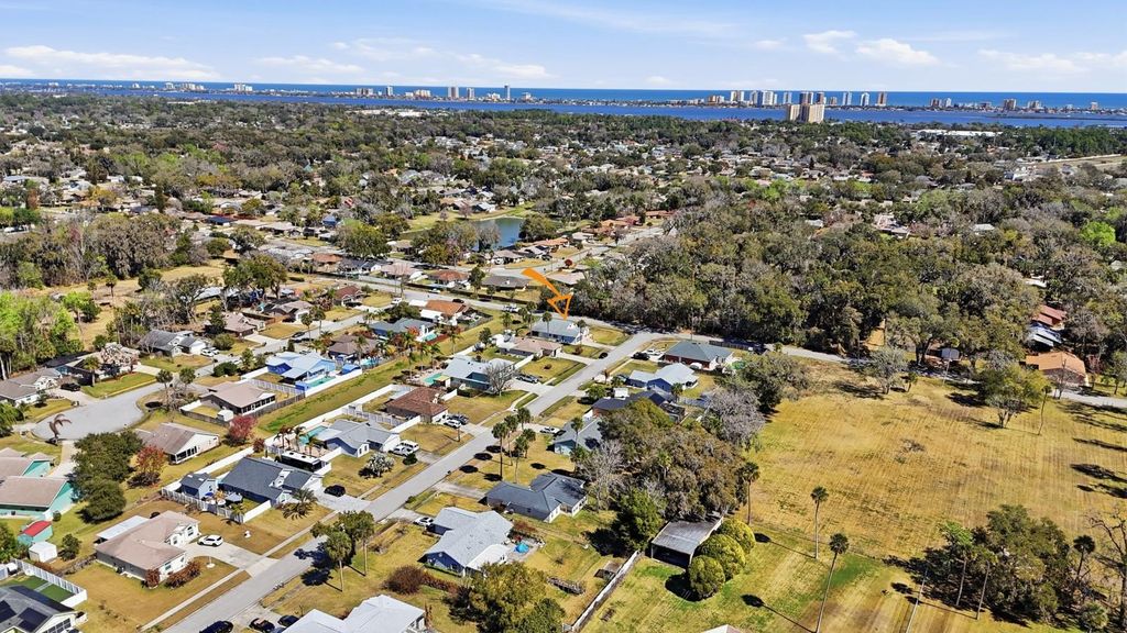 Image 46 of property listing at 815 HUDSON LANE, Port Orange, FL 32129