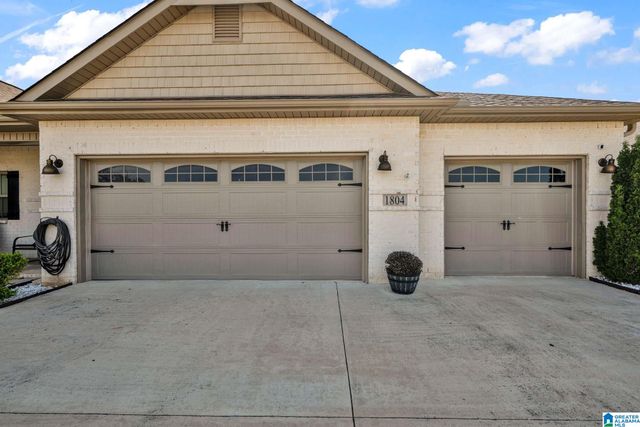 1804 MEADOWBROOK DRIVE SE, Cullman, AL 35055