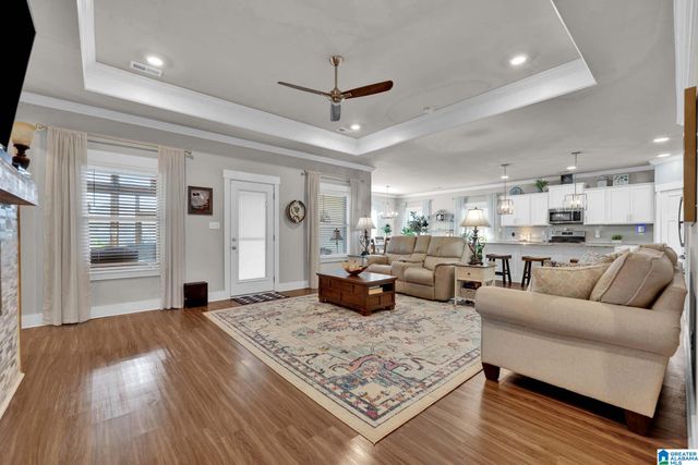 1804 MEADOWBROOK DRIVE SE, Cullman, AL 35055