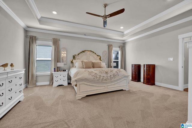 1804 MEADOWBROOK DRIVE SE, Cullman, AL 35055