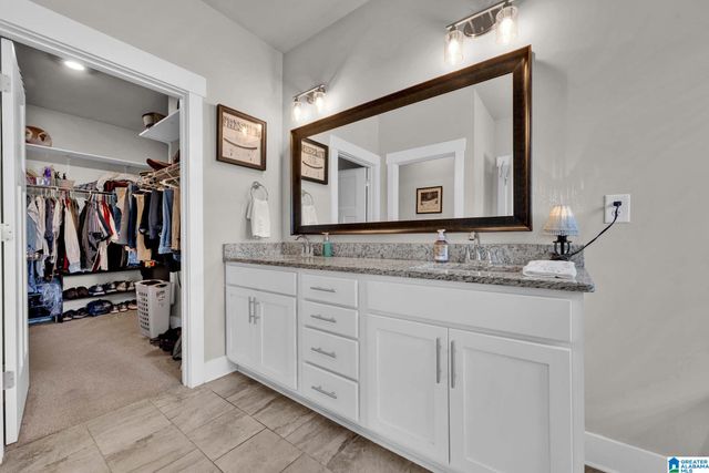 1804 MEADOWBROOK DRIVE SE, Cullman, AL 35055