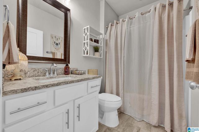 1804 MEADOWBROOK DRIVE SE, Cullman, AL 35055