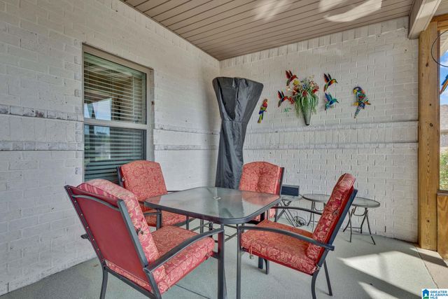 1804 MEADOWBROOK DRIVE SE, Cullman, AL 35055