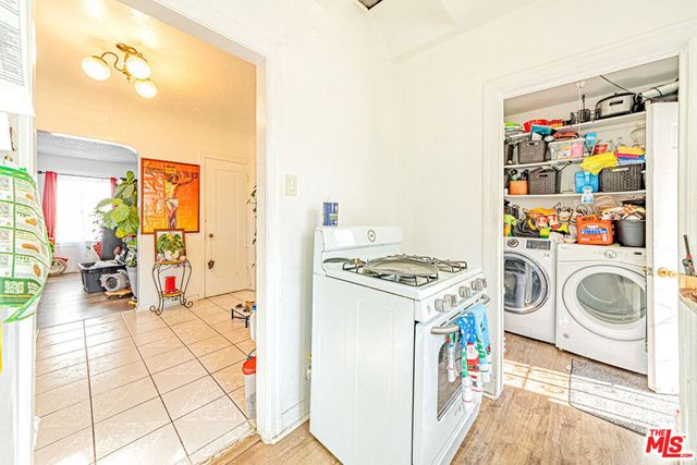 1618 S Burnside Avenue, Los Angeles, CA 90019