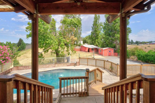 9797 Mount Vernon Rd, Auburn, CA 95603