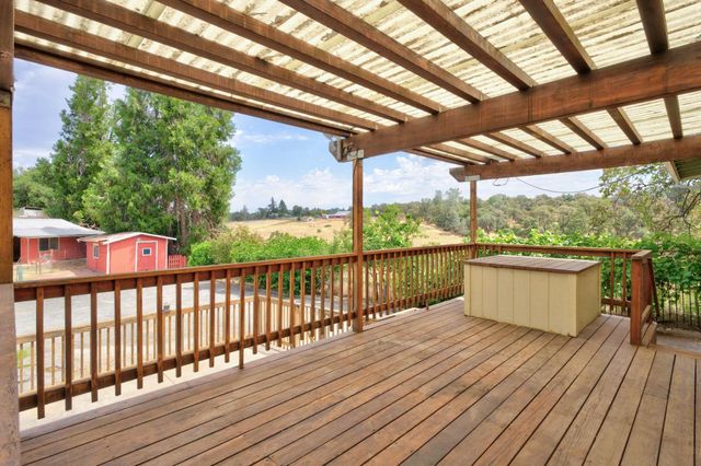 9797 Mount Vernon Rd, Auburn, CA 95603