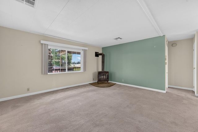 9797 Mount Vernon Rd, Auburn, CA 95603