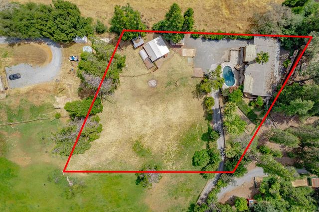 9797 Mount Vernon Rd, Auburn, CA 95603