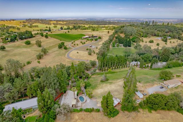 9797 Mount Vernon Rd, Auburn, CA 95603