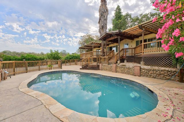 9797 Mount Vernon Rd, Auburn, CA 95603
