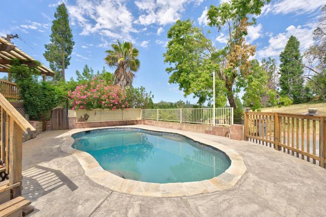9797 Mount Vernon Rd, Auburn, CA 95603