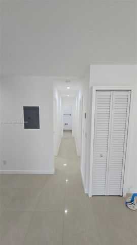 6761 SW 13th Ter 1, Miami, FL 33144