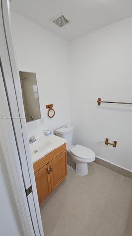 6761 SW 13th Ter 1, Miami, FL 33144