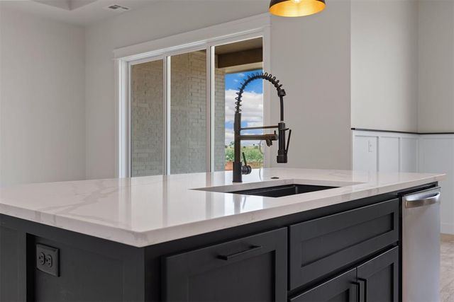 25312 Ethan Street, Cashion, OK 73016