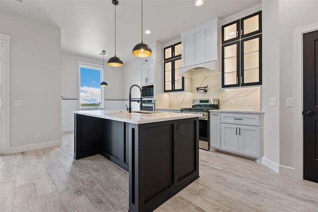 25312 Ethan Street, Cashion, OK 73016