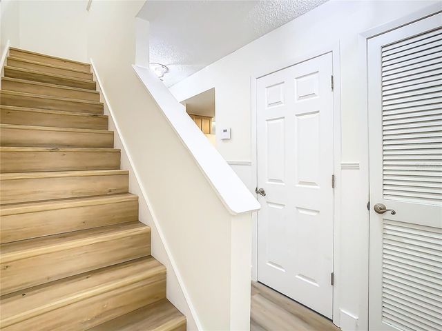 11237 CEDAR HOLLOW LANE, Tampa, FL 33618