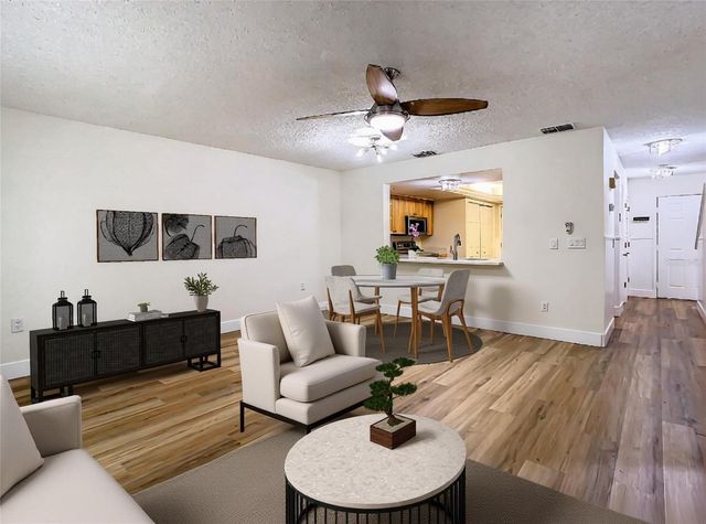 11237 CEDAR HOLLOW LANE, Tampa, FL 33618