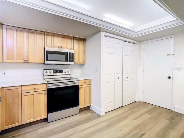 11237 CEDAR HOLLOW LANE, Tampa, FL 33618