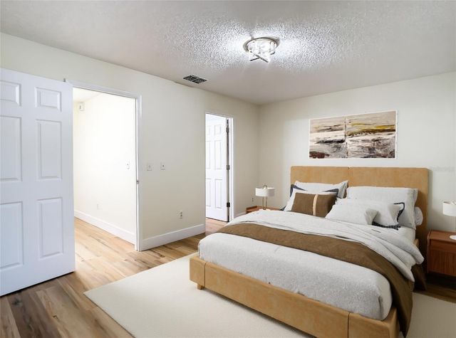 11237 CEDAR HOLLOW LANE, Tampa, FL 33618