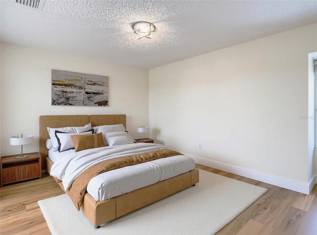 11237 CEDAR HOLLOW LANE, Tampa, FL 33618