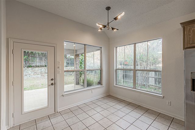 620 Gwyndellons Lane, Grand Prairie, TX 75052