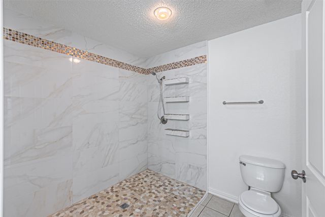 620 Gwyndellons Lane, Grand Prairie, TX 75052