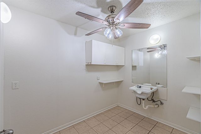 620 Gwyndellons Lane, Grand Prairie, TX 75052