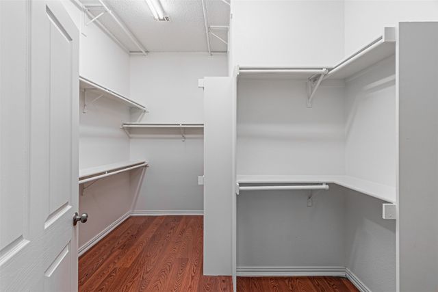 620 Gwyndellons Lane, Grand Prairie, TX 75052