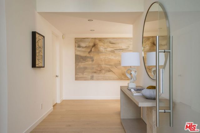 2731 Hutton Drive, Los Angeles, CA 90210