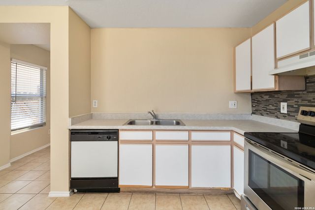 10107 Amber Coral, San Antonio, TX 78245