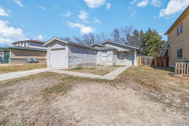 10107 Amber Coral, San Antonio, TX 78245