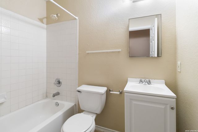 10107 Amber Coral, San Antonio, TX 78245